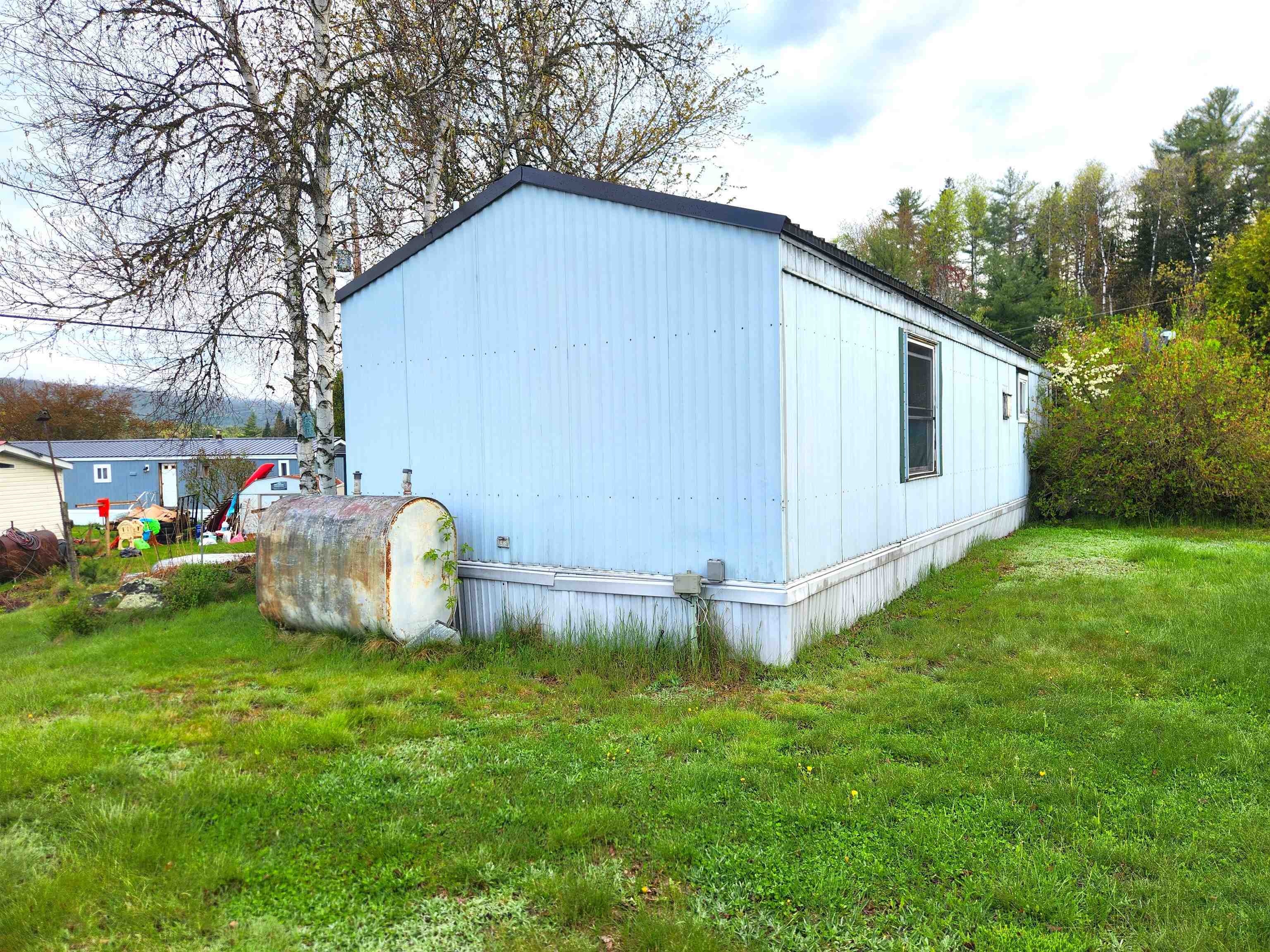 Property Photo:  44 Meadowmist Drive  NH 03598 