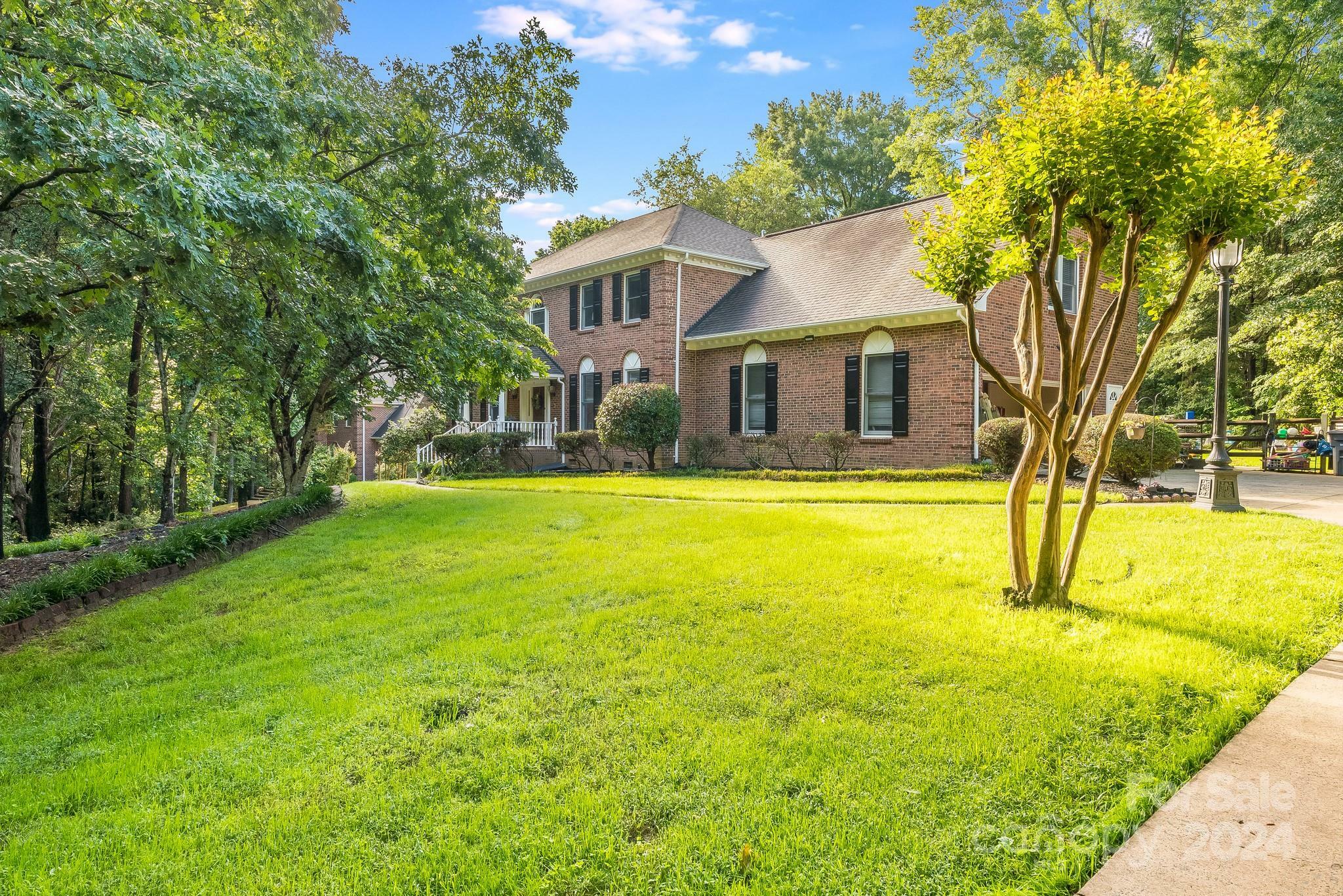 Property Photo:  1134 Willow Oaks Trail  NC 28104 