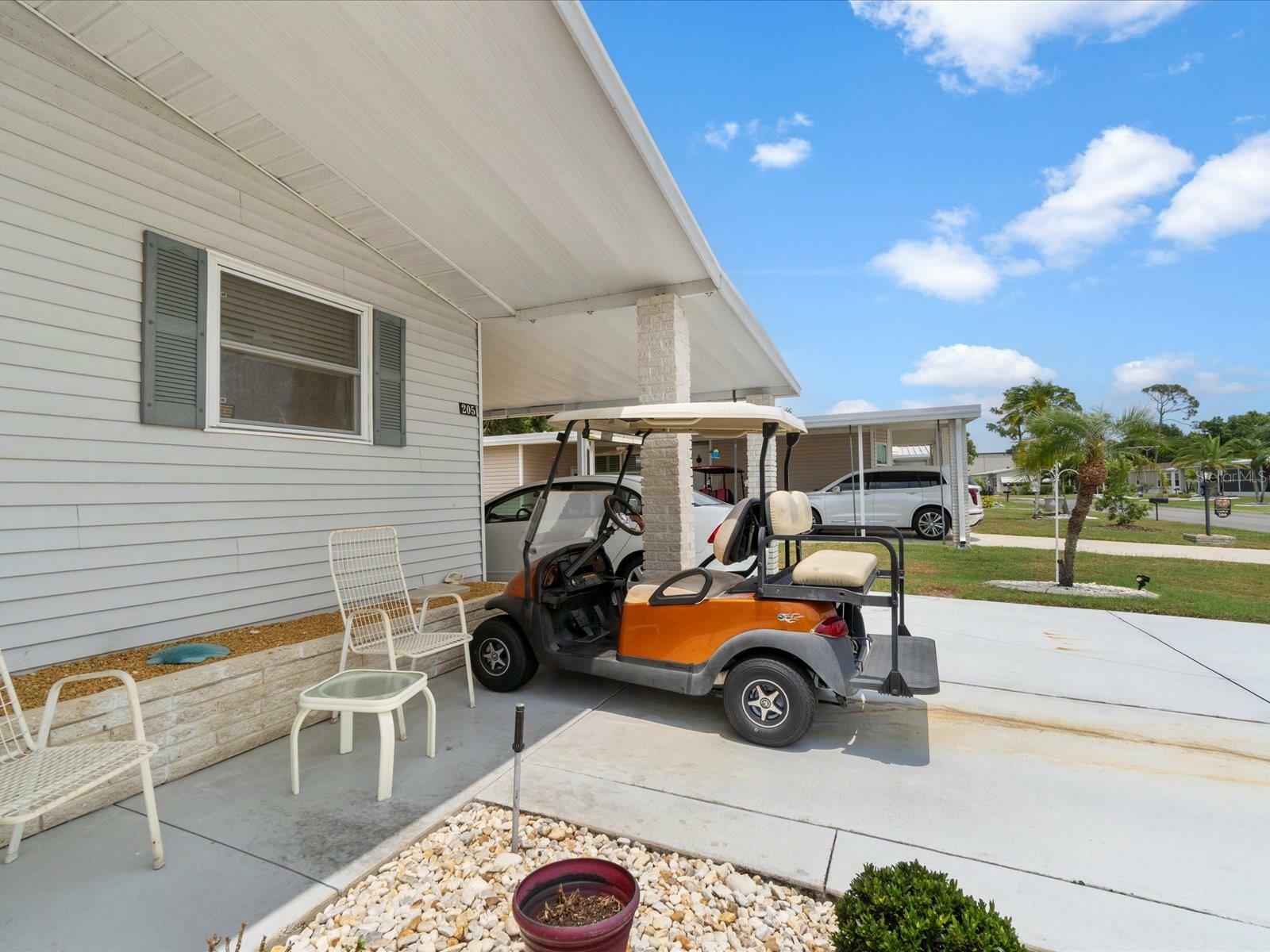 Property Photo:  205 Vistoria Drive  FL 34287 