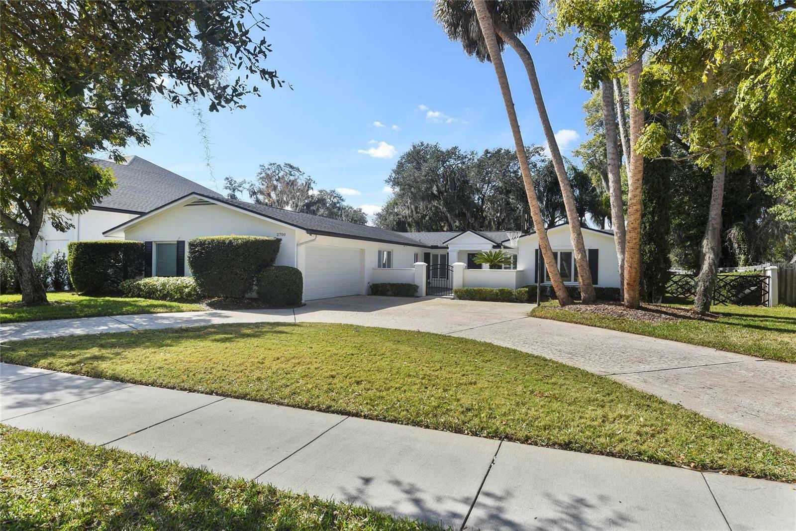 Property Photo:  2700 Norfolk Road  FL 32803 