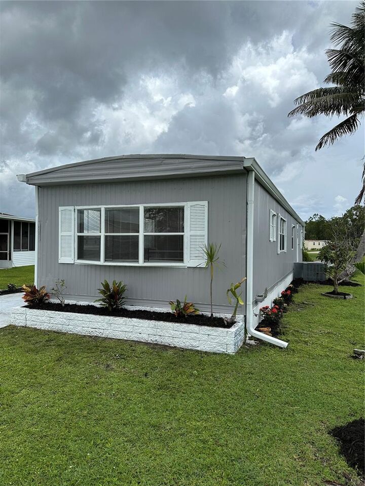 Property Photo: 7591 Silage Circle FL 33981