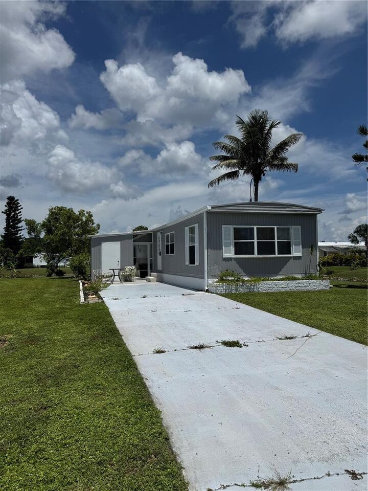 Property Photo:  7591 Silage Circle  FL 33981 