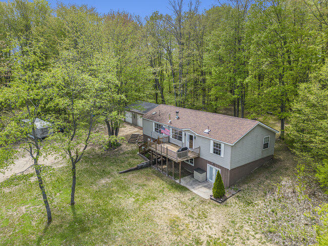 Property Photo:  5822 Bodrie Lane  MI 49735 