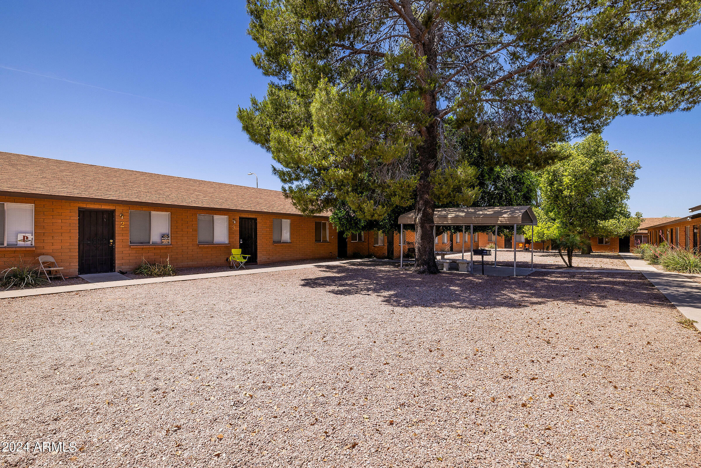 Property Photo:  850 N Meridian Road  AZ 85120 