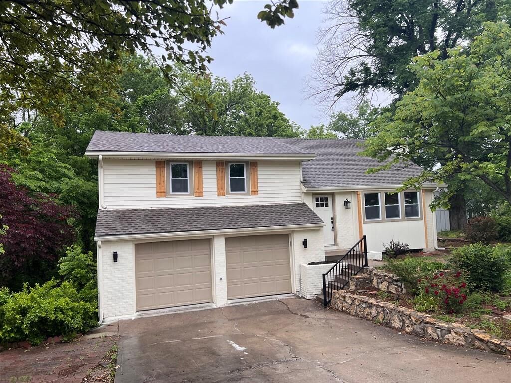 Property Photo:  6120 N Baltimore Avenue  MO 64118 