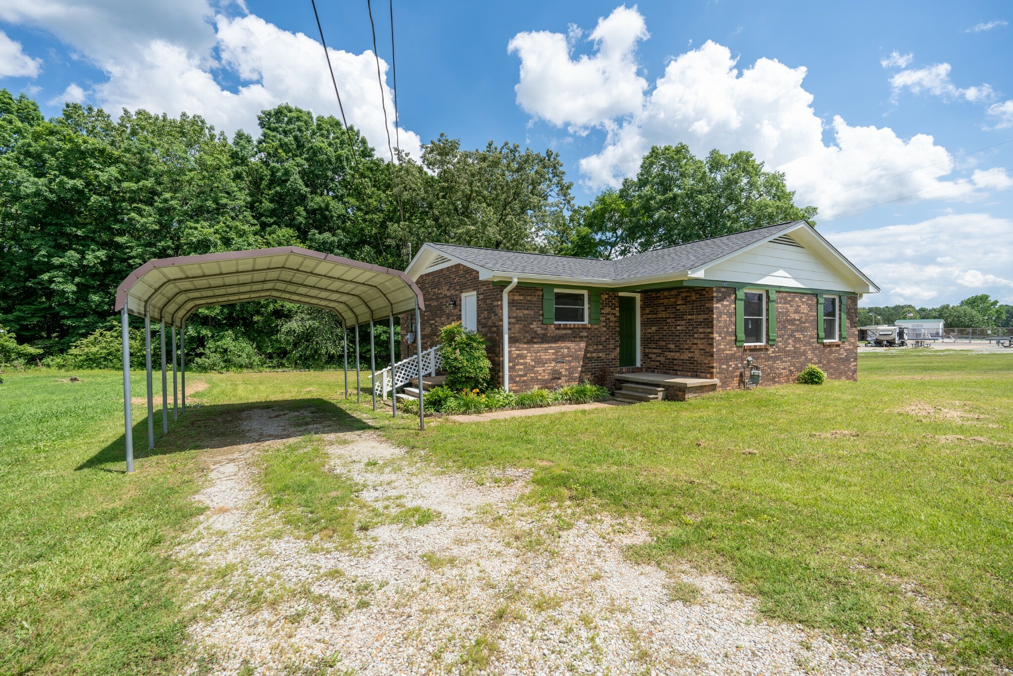 Property Photo:  117 S Oak Dr  TN 38450 