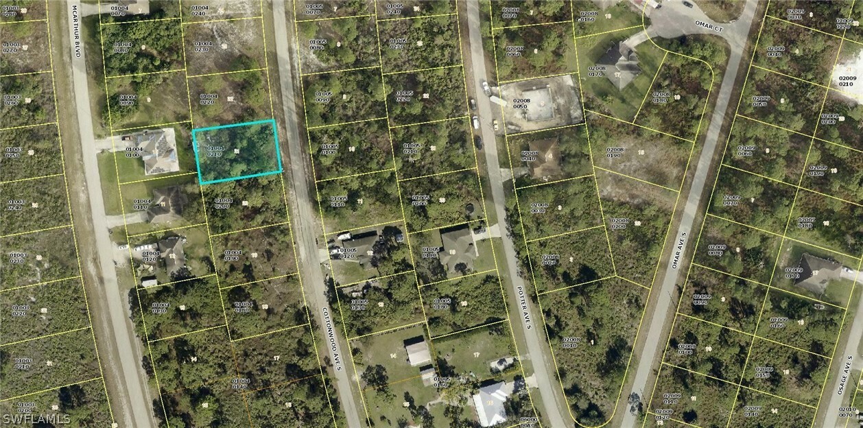 Property Photo:  520 Cottonwood Avenue S  FL 33974 