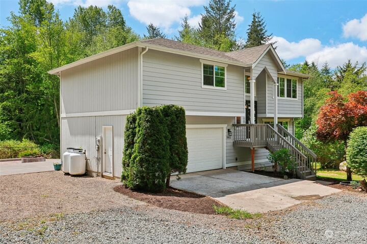 Property Photo:  30422 38th Avenue NW  WA 98292 