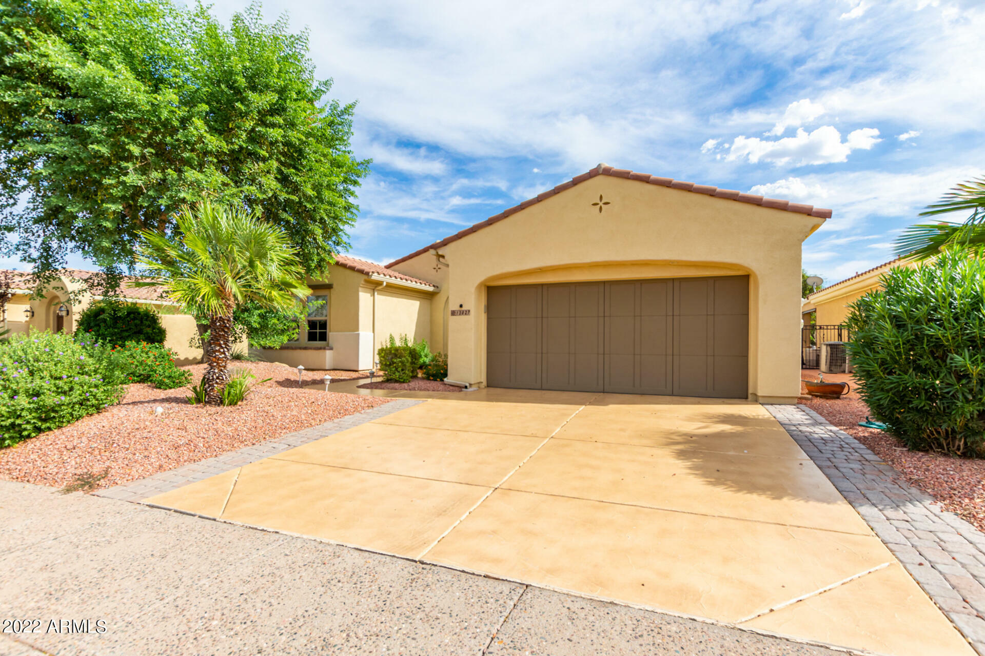 Property Photo:  13827 W Junipero Drive  AZ 85375 