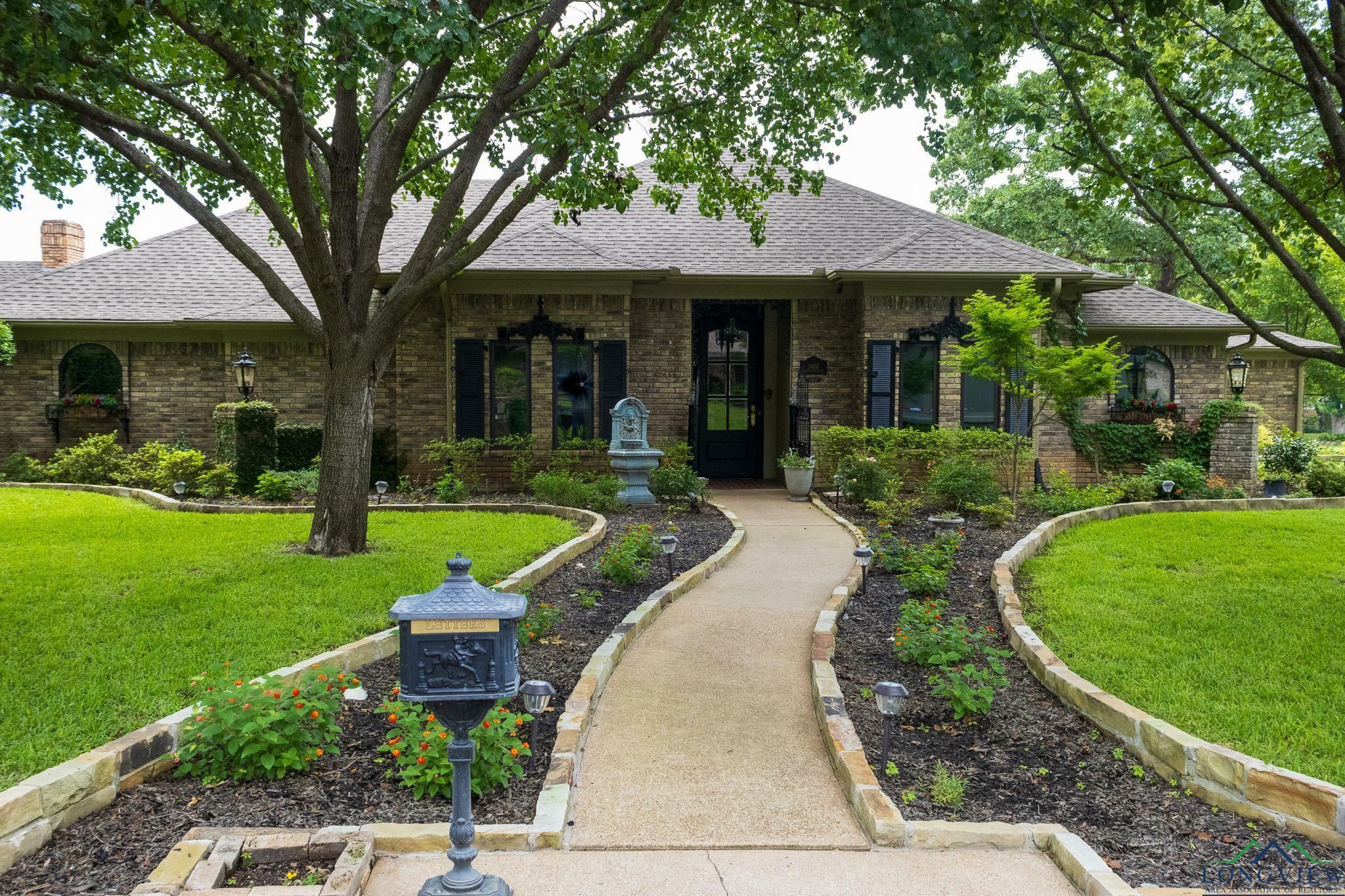 Property Photo:  1400 Sleepy Hollow Lane  TX 75604-2723 