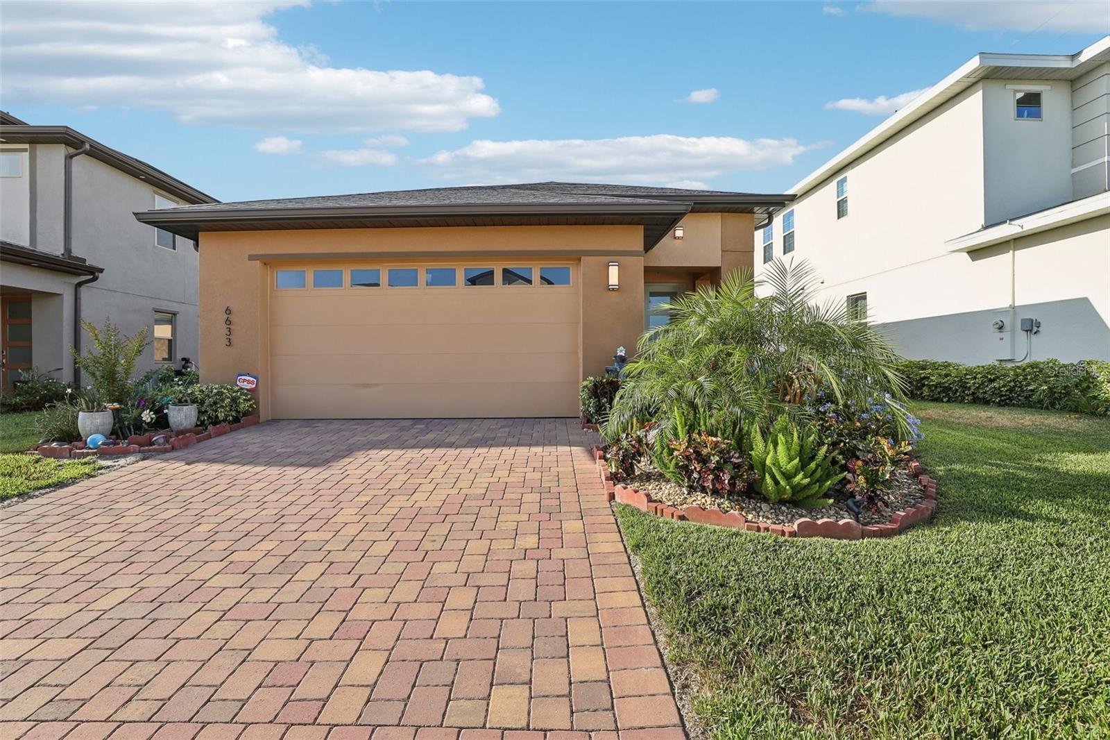 Property Photo: 6633 Harper Way FL 34773