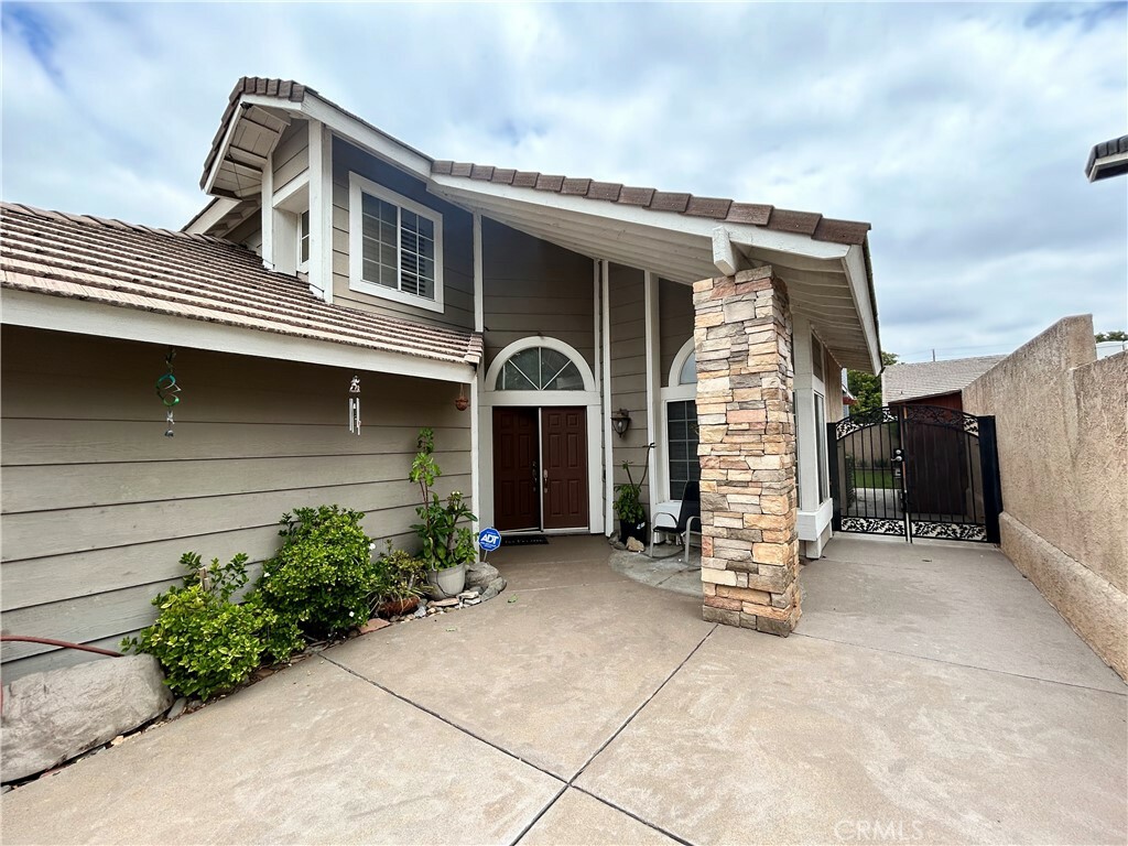 Property Photo:  1751 Waldorf Drive  CA 92882 