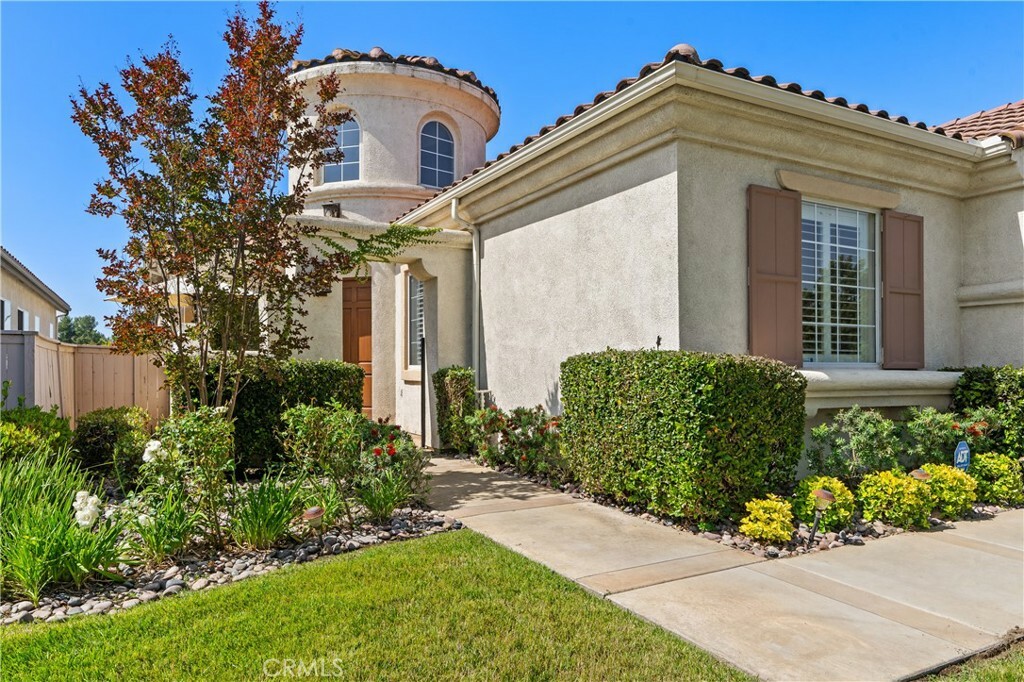 Property Photo:  28671 Shady Brook Drive  CA 92584 