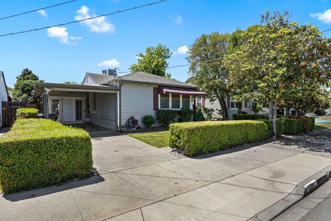 Property Photo:  1305 W 7th Street  CA 94509 