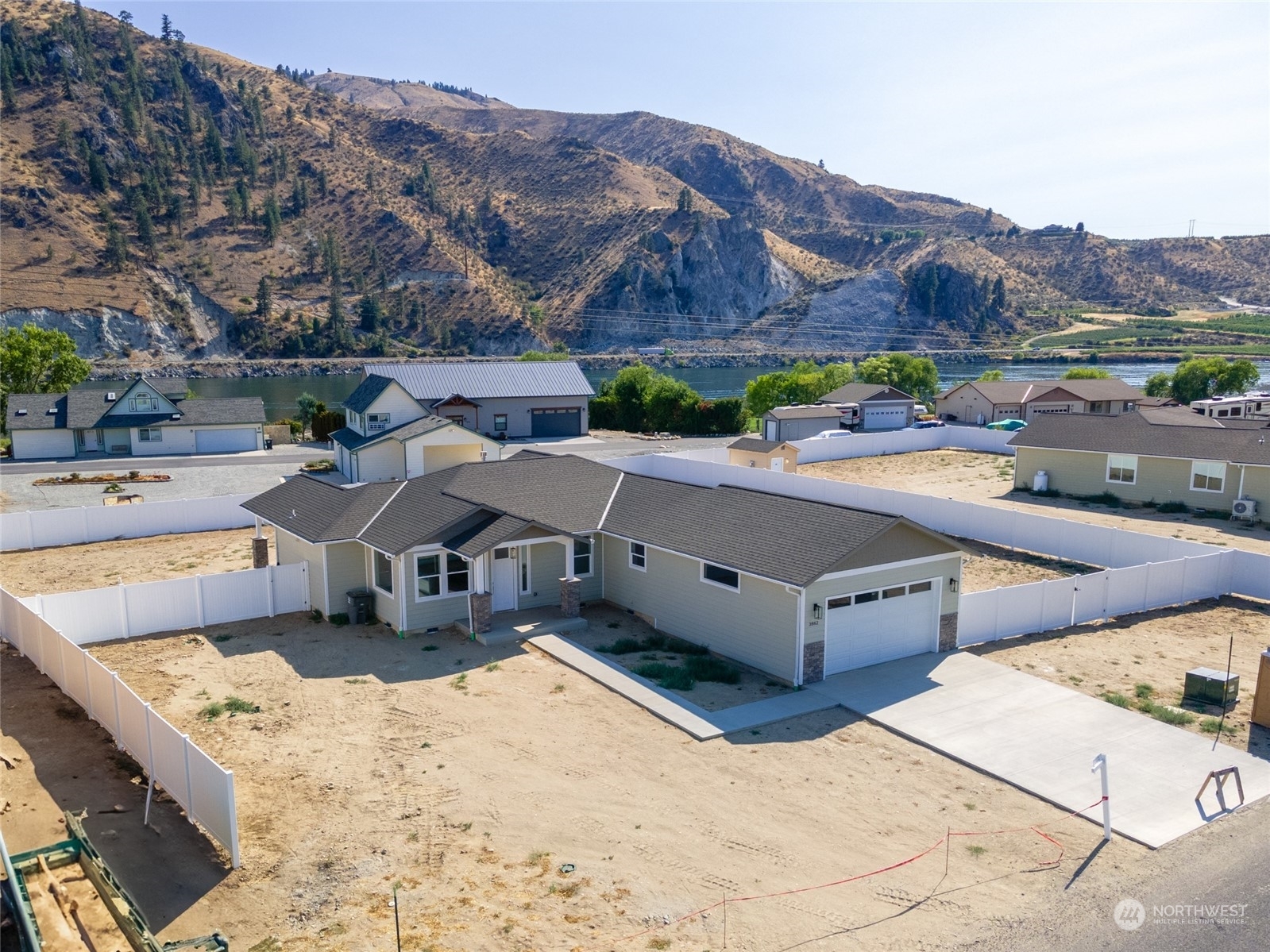 Property Photo:  3862 Stayman Flats Road  WA 98816 