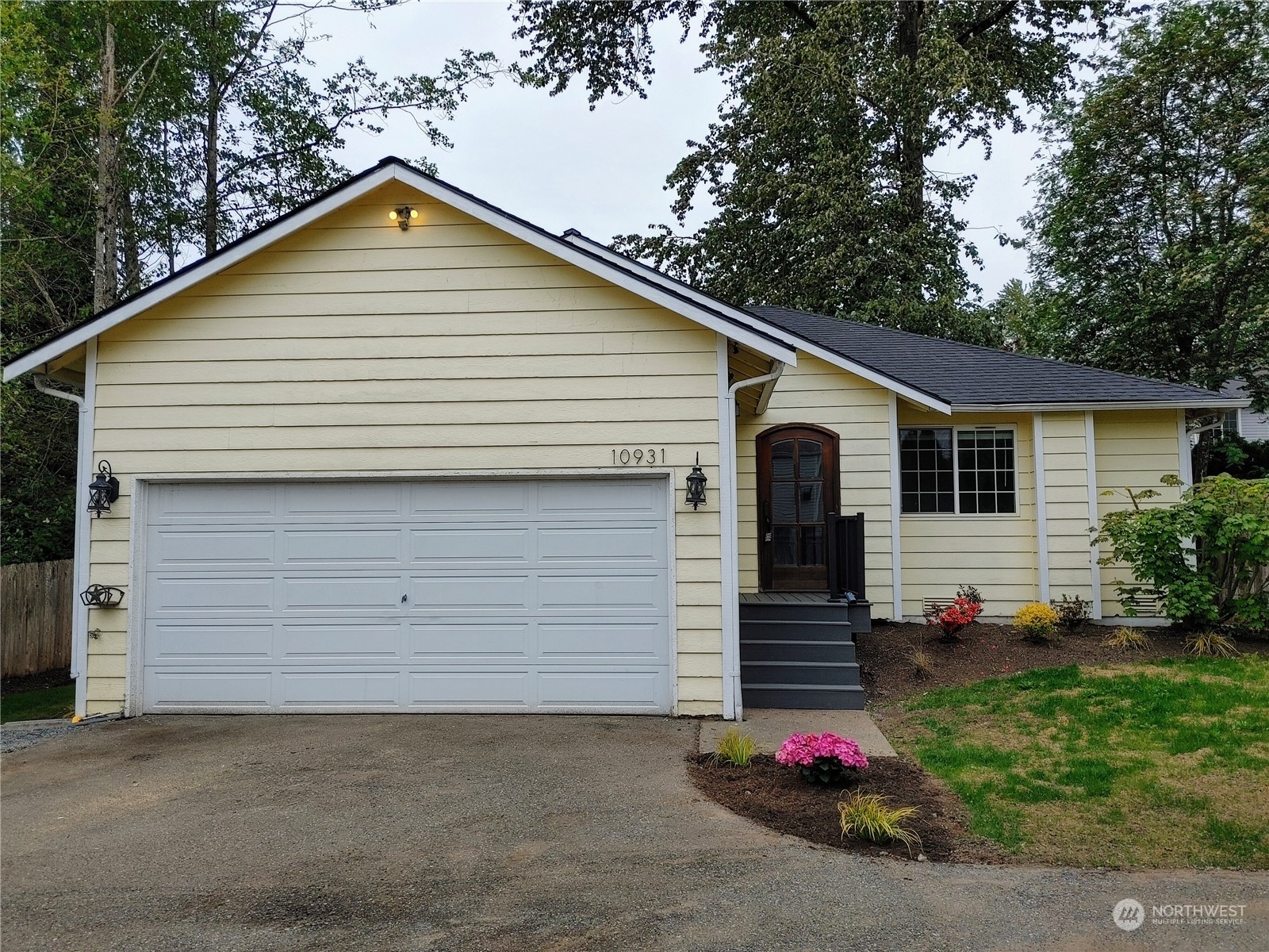 Property Photo:  10931 Paine Field Way  WA 98204 