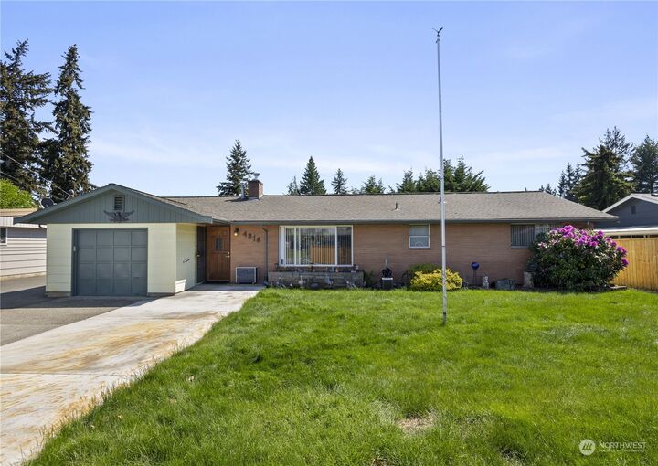 Property Photo: 4816 86th Place NE WA 98270