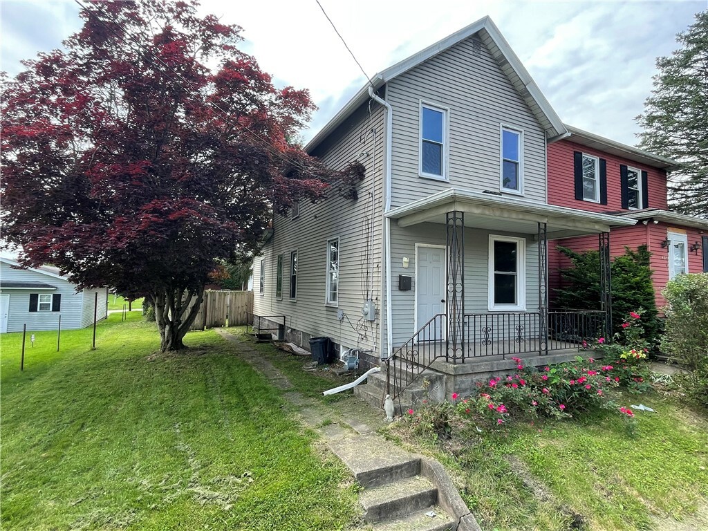 Property Photo:  435 1st St  PA 15033 