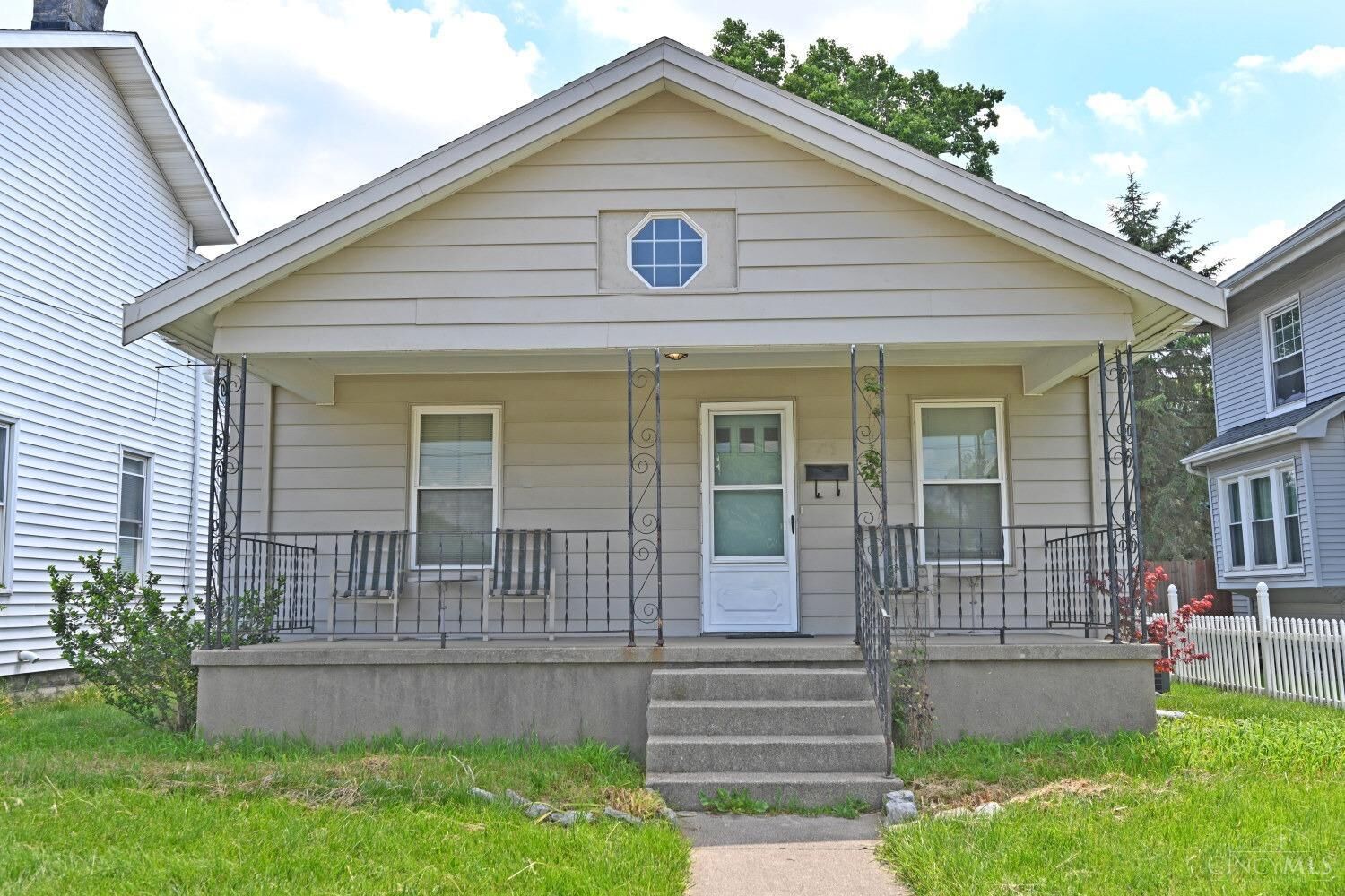 Property Photo:  719 Mary Etta Street  OH 45042 