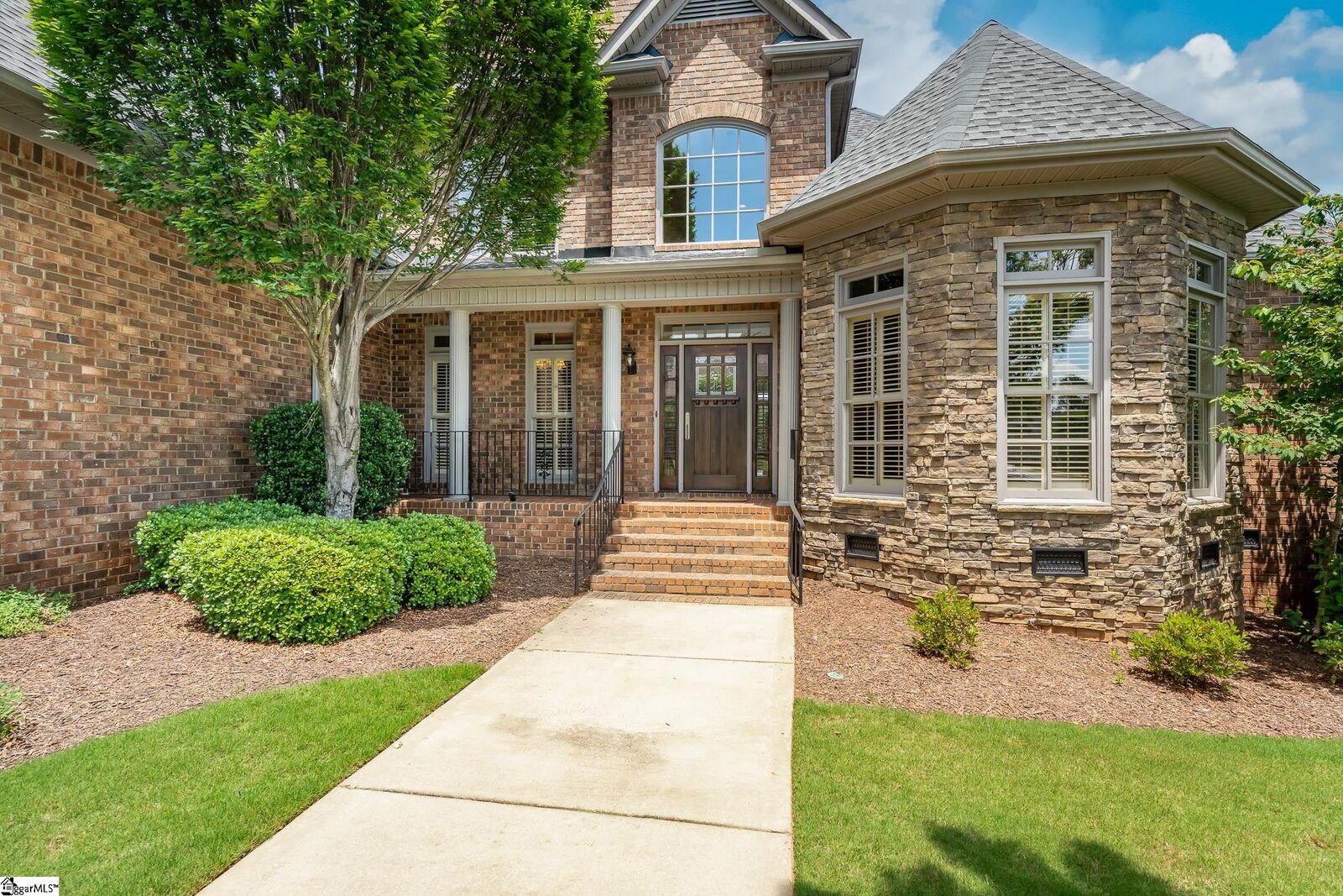 Property Photo: 305 Pawleys Drive SC 29681-6541