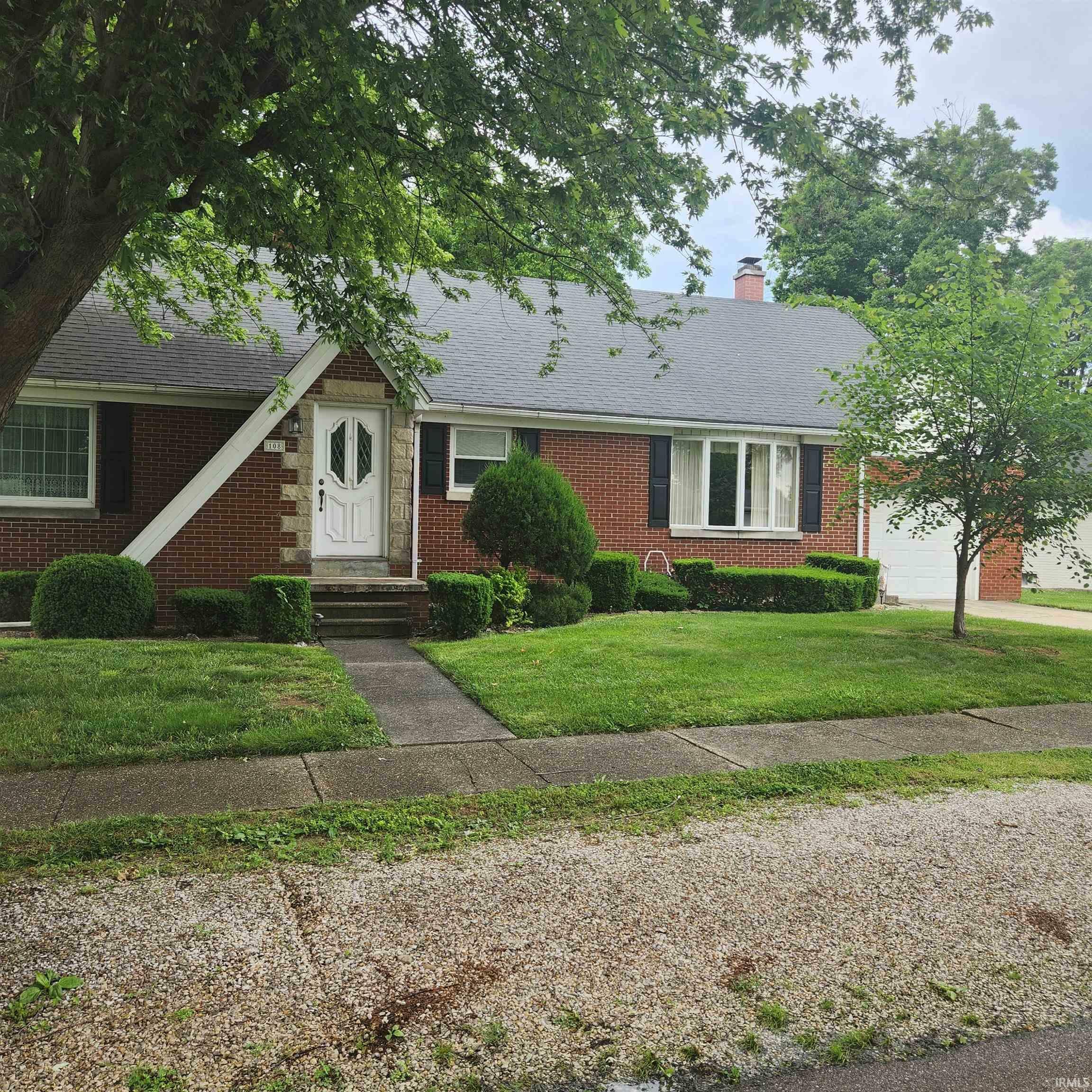 Property Photo: 108 N Hull Street IN 47639