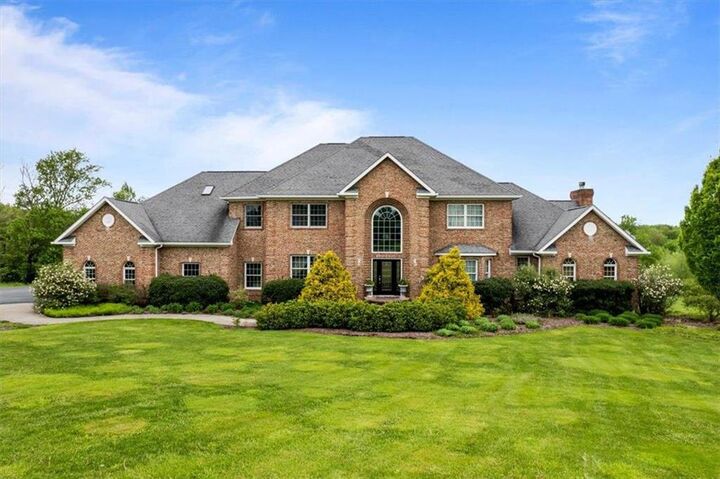 133 Stony Meadow Lane  Lackawanna County PA 18444 photo