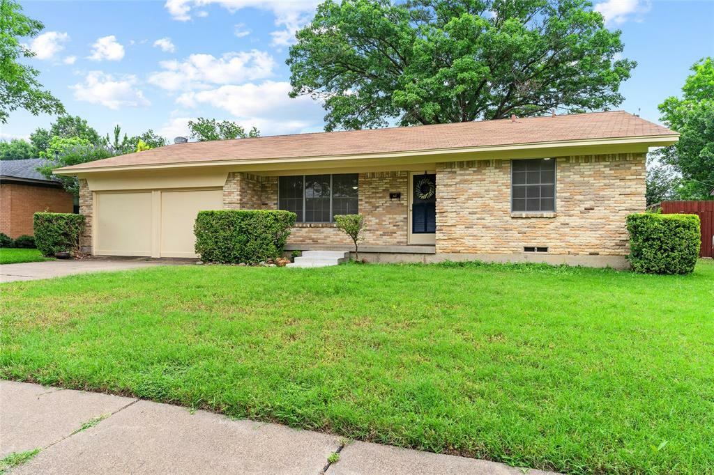 Property Photo:  2514 Ridgecrest Drive  TX 75041 