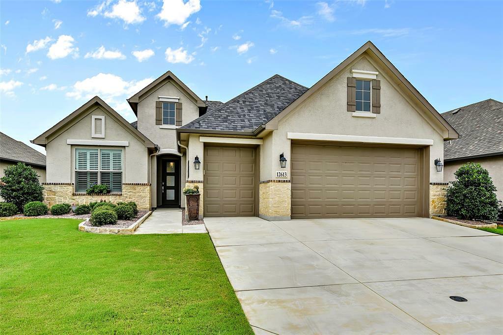 Property Photo: 12613 Copper Ore Way TX 76207