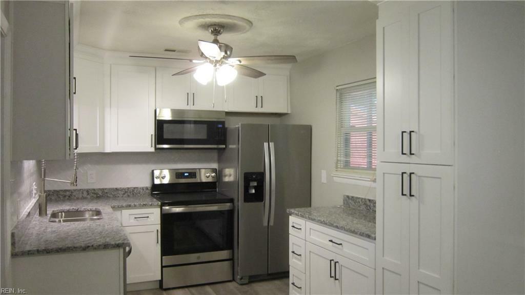 Property Photo:  705 Linda Court  VA 23455 