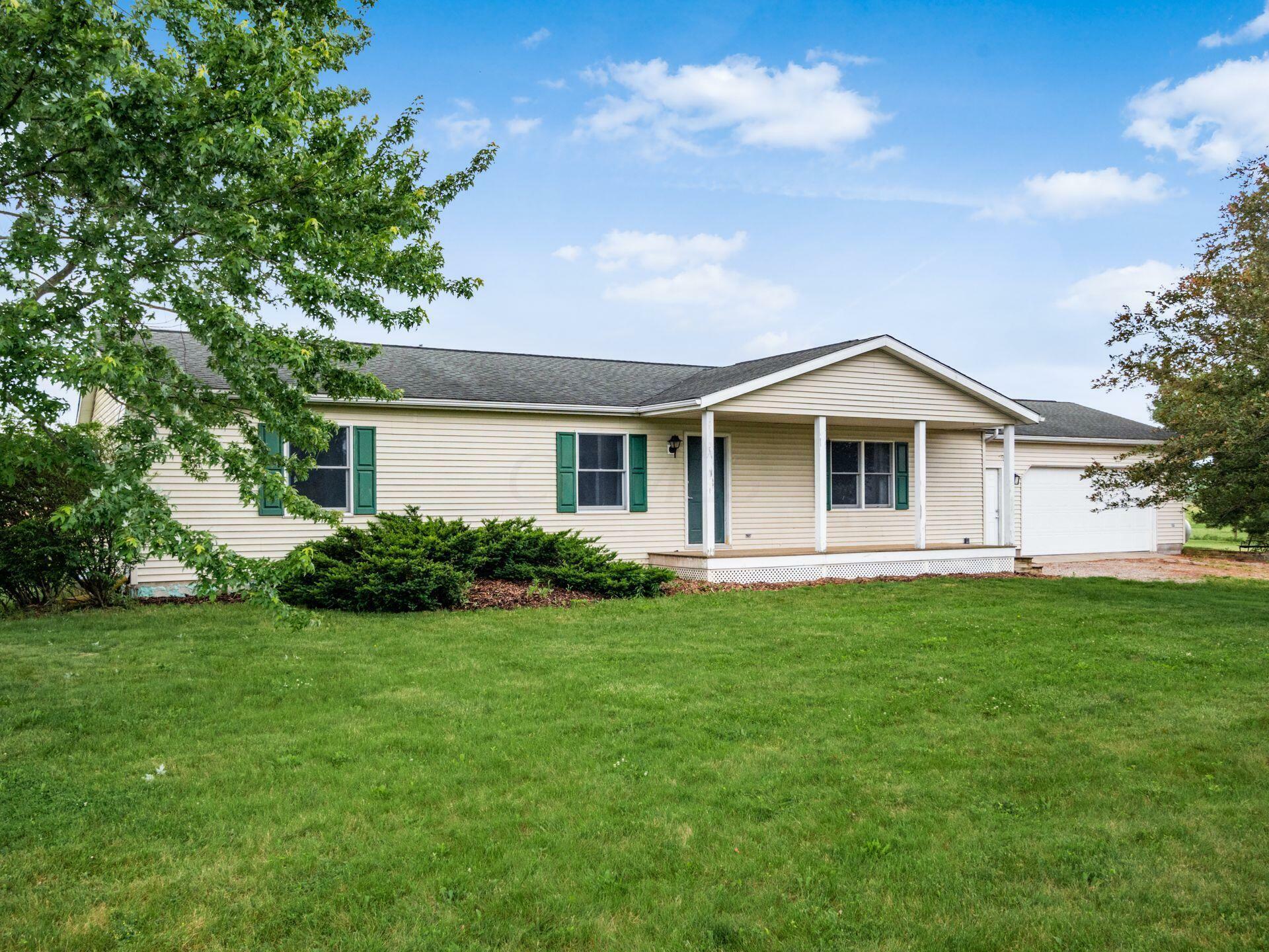 6090 Horseshoe Road  Delaware OH 43015 photo