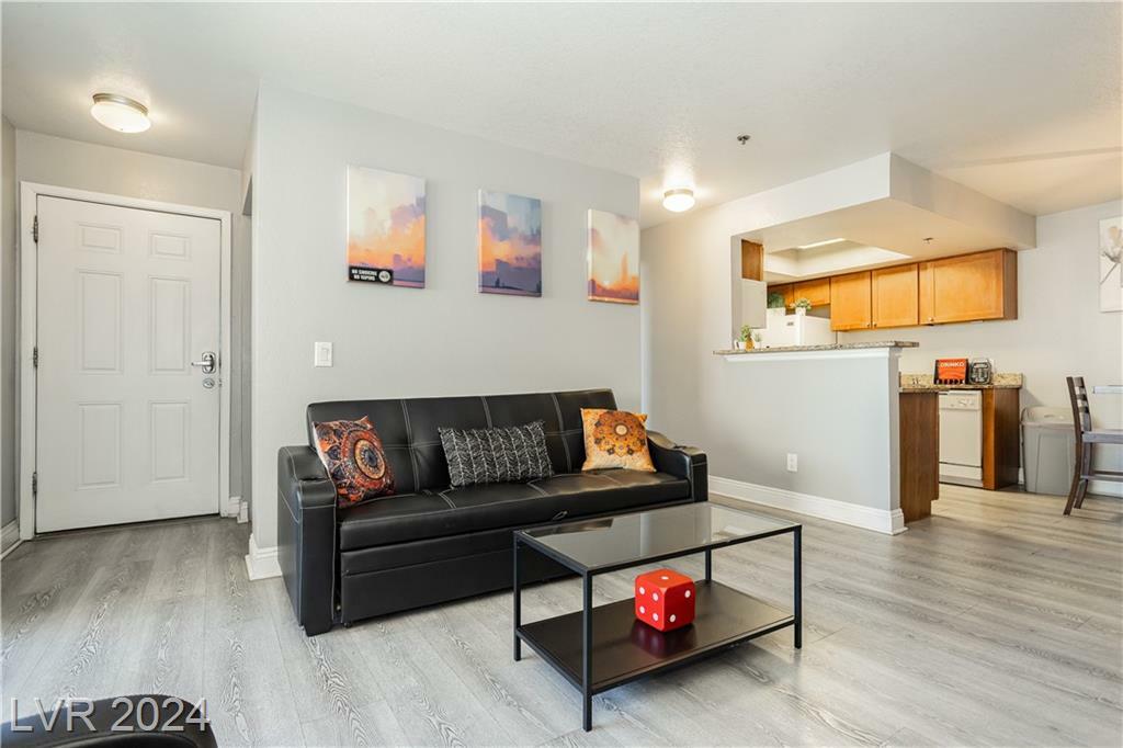 Property Photo:  4200 South Valley View Boulevard 2102  NV 89103 