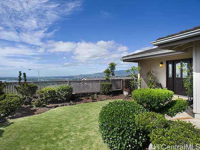 Property Photo:  98-2060 Kipikua Street  HI 96701 