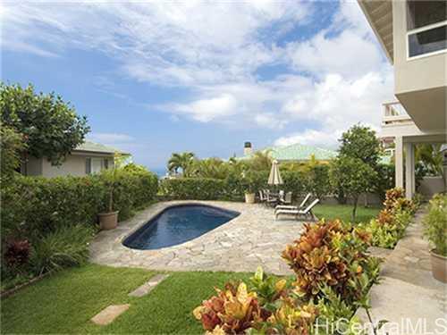 Property Photo: 765 Moaniala Street HI 96821