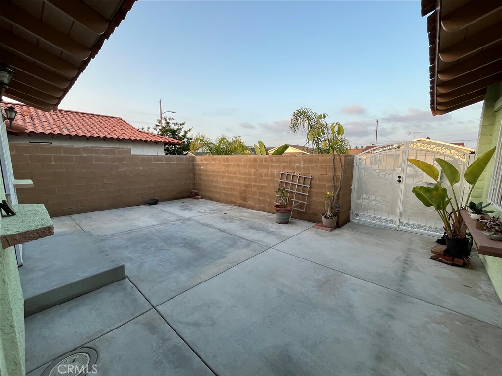 Property Photo: 24719 Neptune Avenue CA 90745