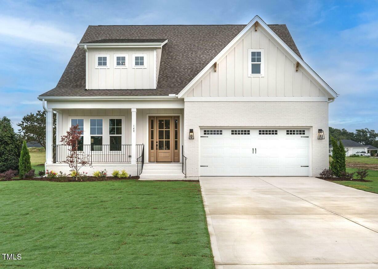 Property Photo: 140 Pondhurst Lane NC 27526
