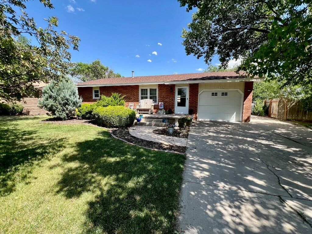 Property Photo: 2118 Tara Drive KS 67846