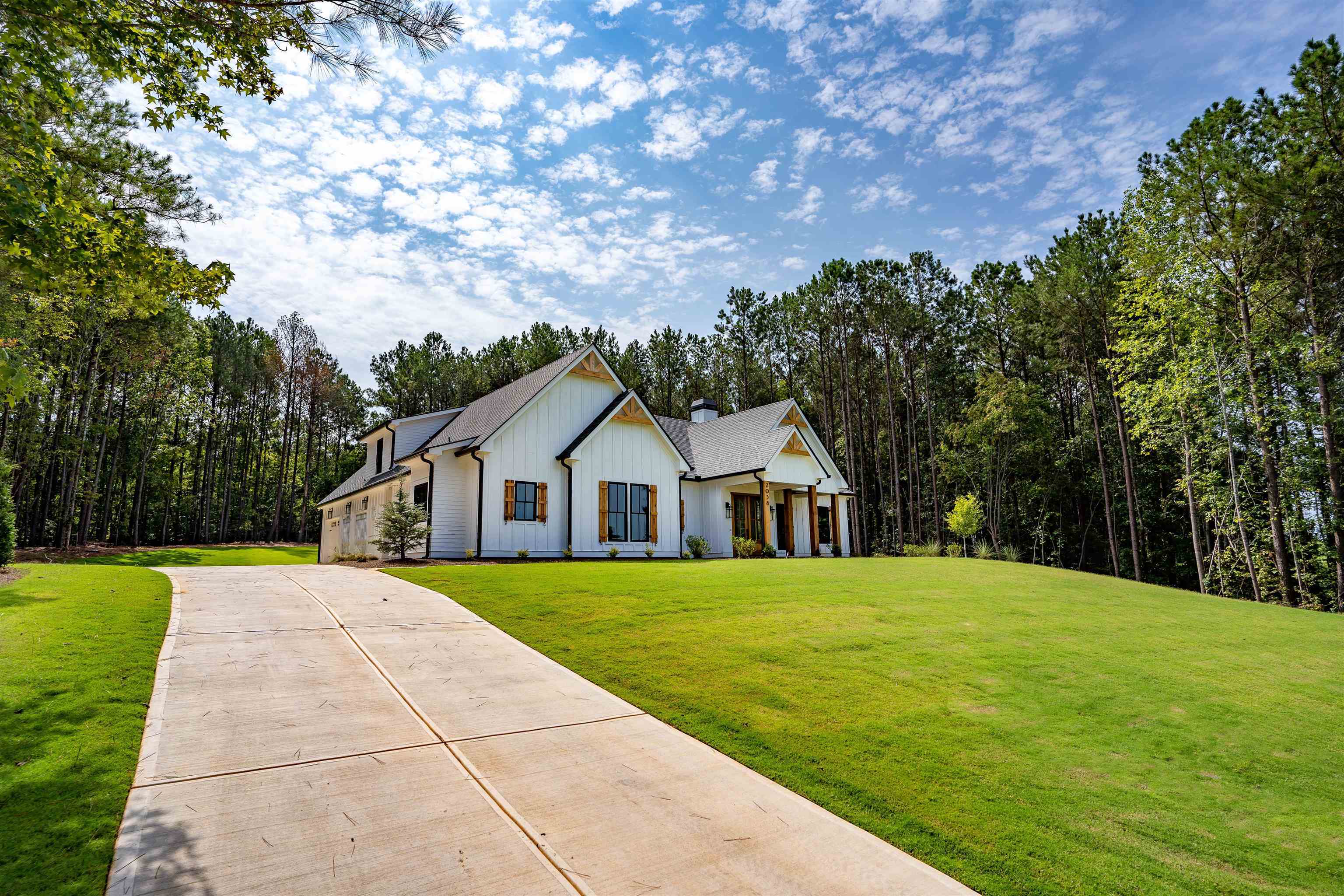 Property Photo:  2038 Clearwater Drive  GA 30678 