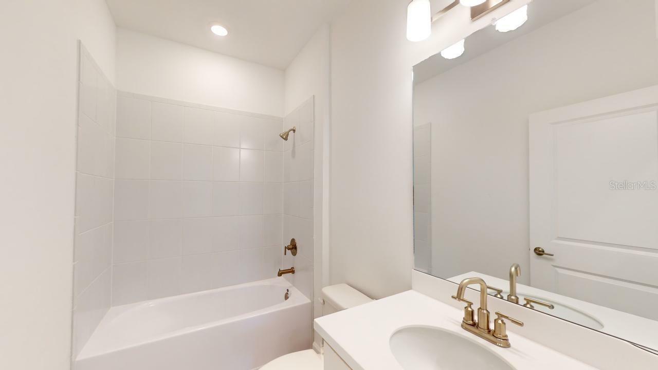 Property Photo: 16132 Ivy Ridge Court FL 33953