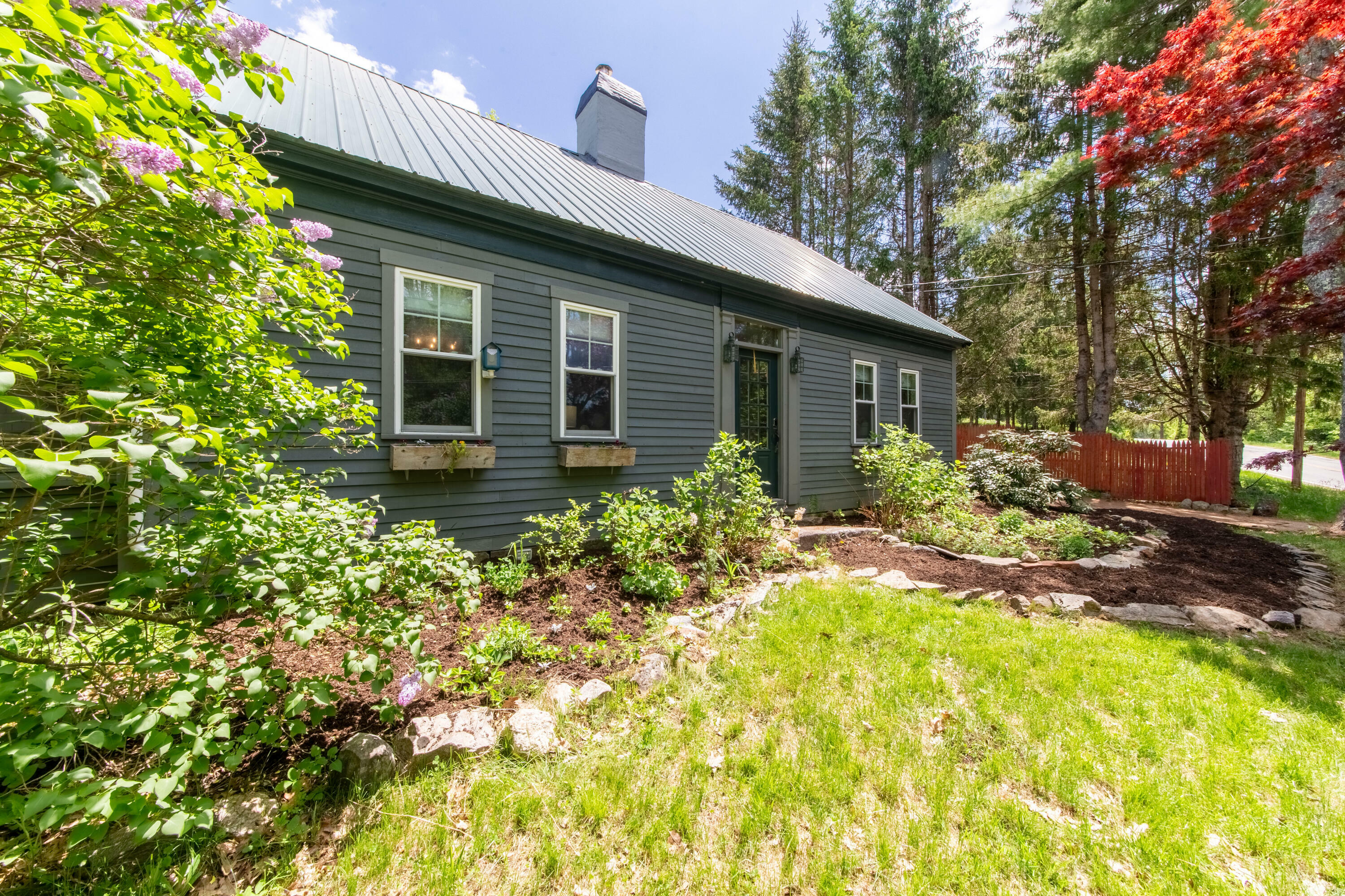 Property Photo:  214 Wiscasset Road  ME 04353 