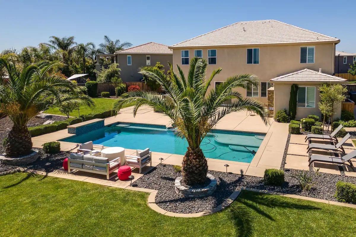 Property Photo:  4120 Ice House Way  CA 95747 