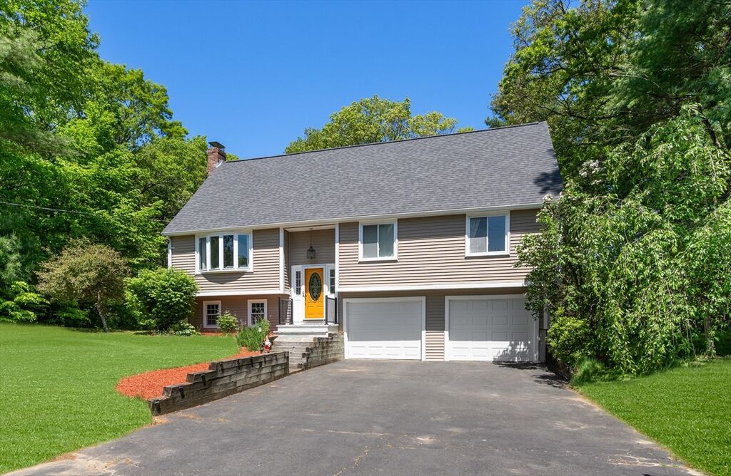 Property Photo:  22 Longmeadow  MA 02056 