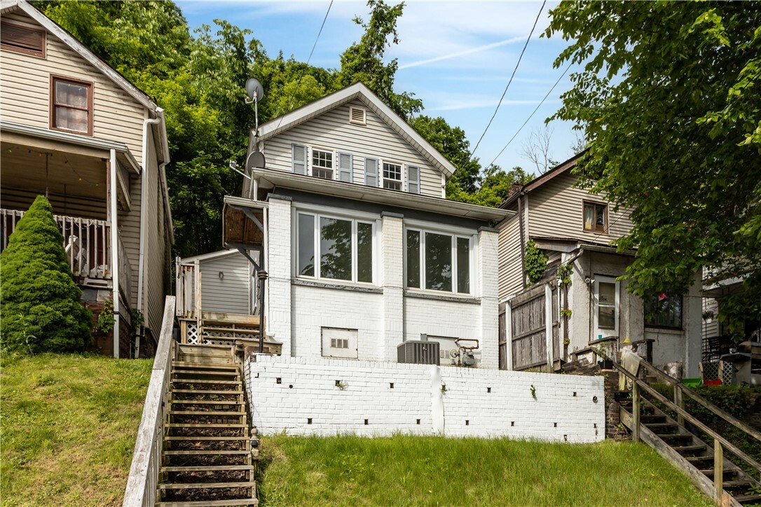 Property Photo:  2506 Beaver Ave  PA 15061 