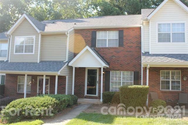 Property Photo:  5646 Prescott Court  NC 28269 