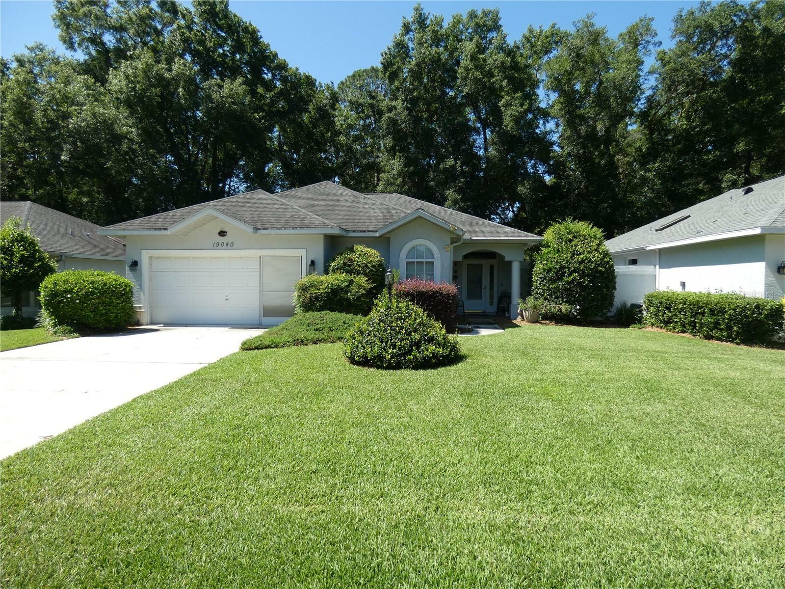 Property Photo:  19040 SW 91st Street  FL 34432 