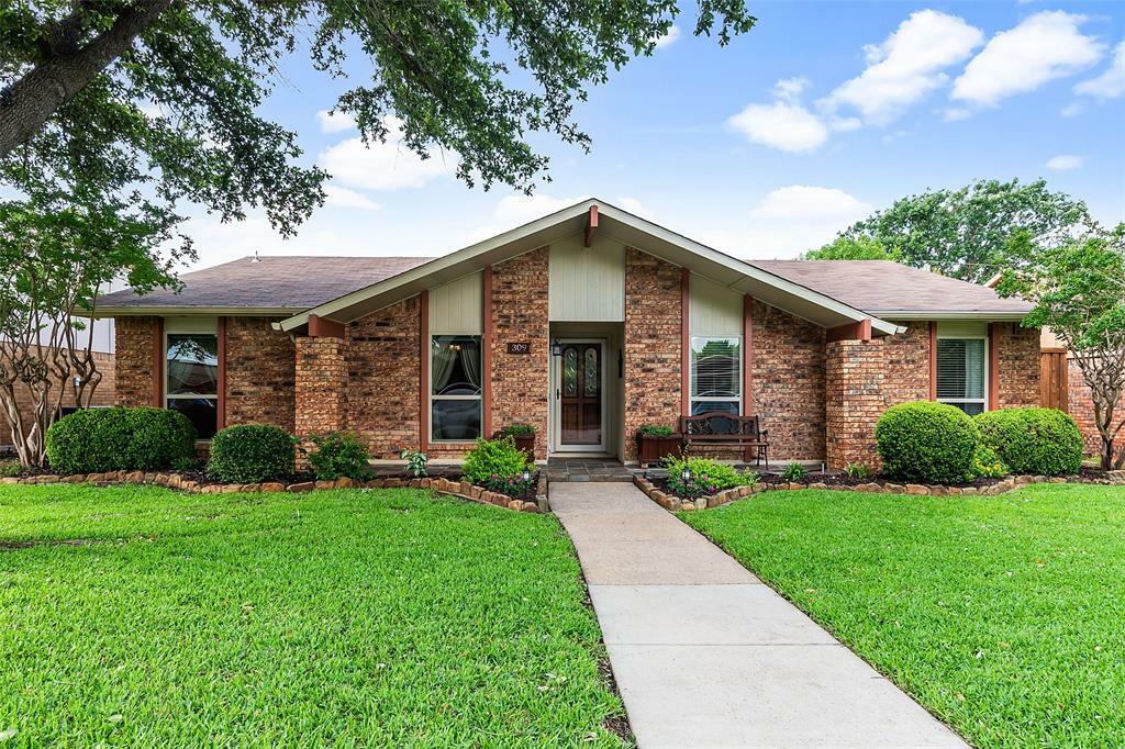 Property Photo:  309 Park Meadow Way  TX 75019 