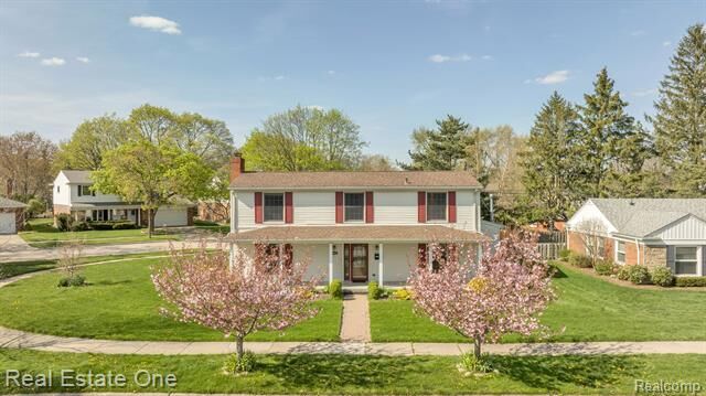 4132 Amherst Road  Royal Oak MI 48073 photo