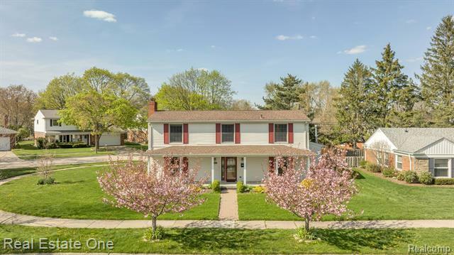 Property Photo: 4132 Amherst Road MI 48073