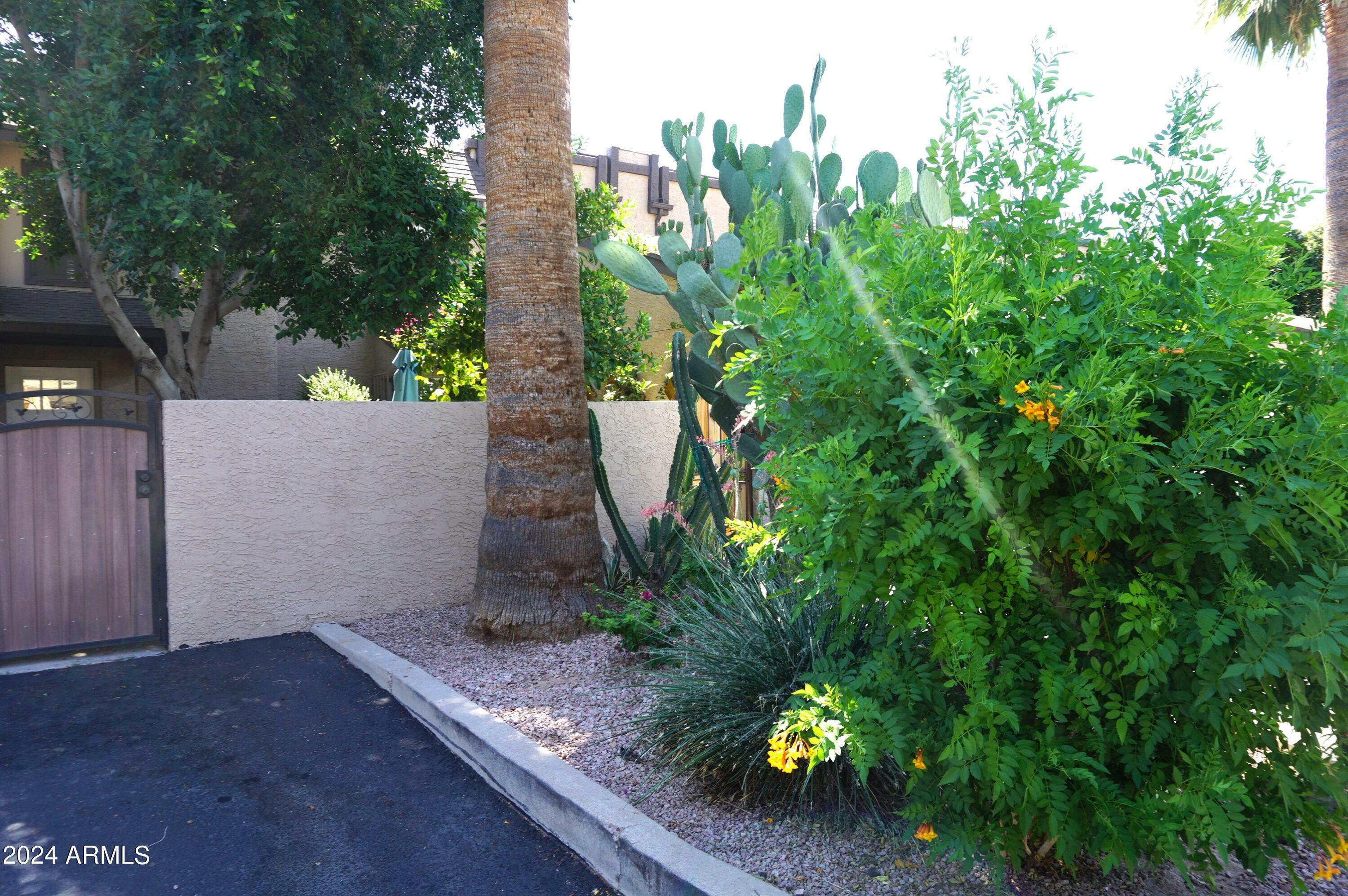 Property Photo:  2208 W Lindner Avenue 17  AZ 85202 