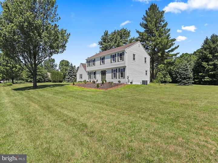 5843 Lexington Drive  Pipersville PA 18947 photo