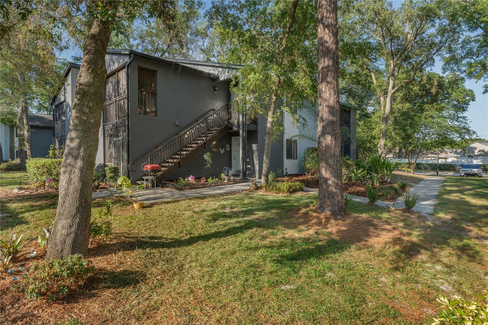 Property Photo:  190 Riverbend Drive 101  FL 32714 